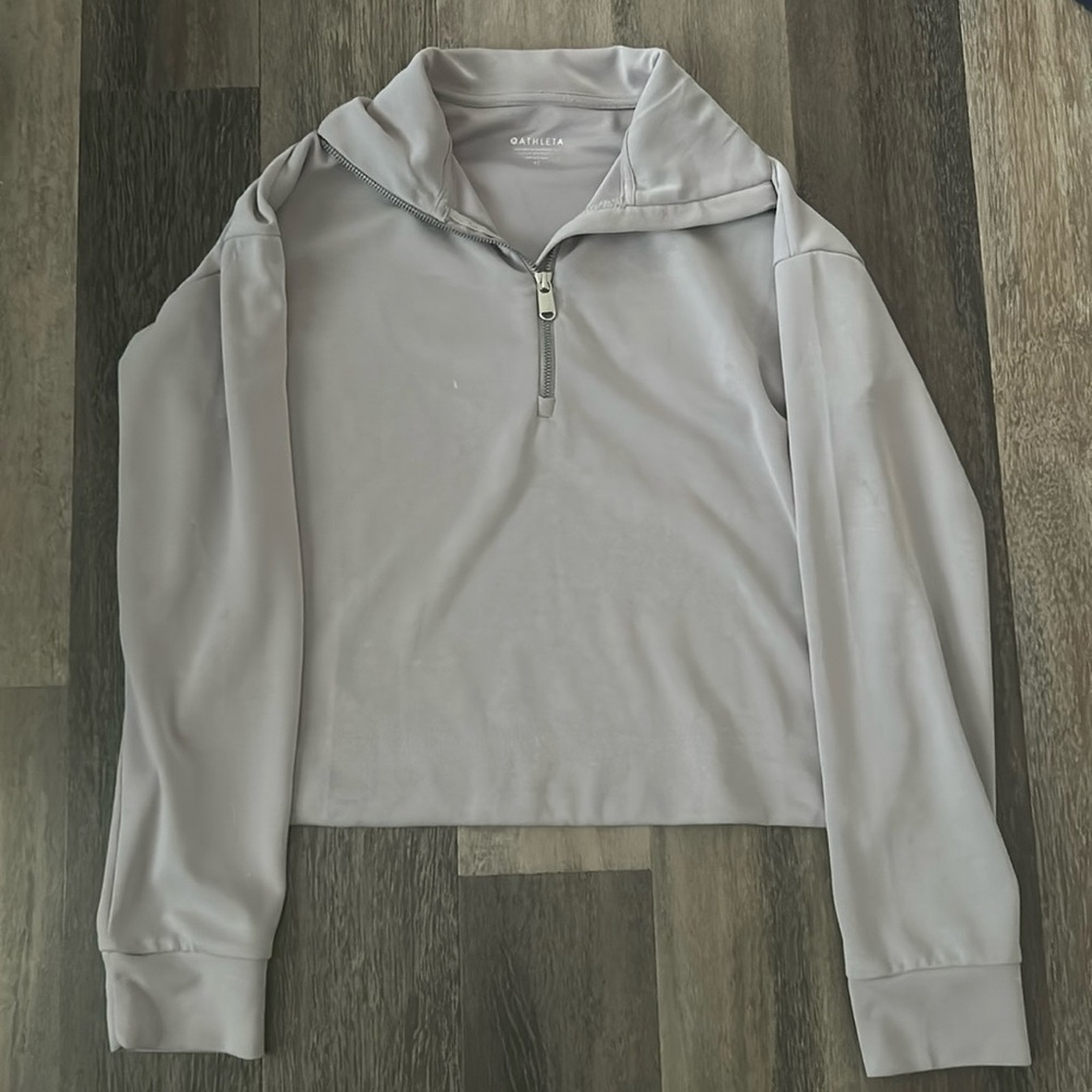 Purple Athleta quarters zip size xs, fairly new